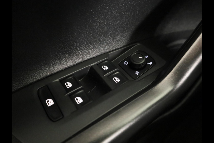 Volkswagen Polo 1.0 TSI Life 95 PK | Navigatie via app | Parkeersensoren | Digitaal dashboard