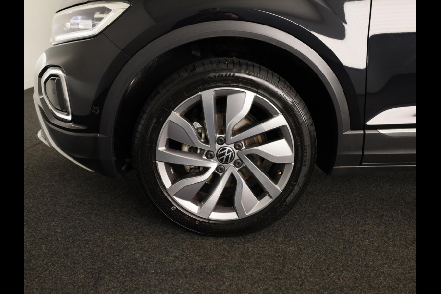 Volkswagen T-Roc 1.5 TSI Style 150 PK DSG | Panorama dak | Keyless entry/start | Matrix koplampen | Stoelverwarming | 18" LM velgen |