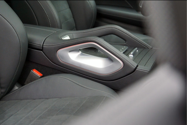 Mercedes-Benz GLE Coupé GLE 400 e 4MATIC AMG Line Night Facelift | Luchtvering Burmester Trekhaak Rijassistentie