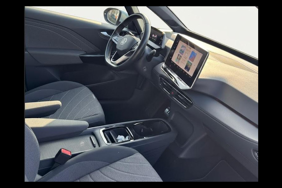 Volkswagen ID.3 Pure Oranje Edition 52 kWh 170 PK | 17% bijtelling | Navigatie | Stoelverwarming | Automatische airco | Onderhoud tot 10-1-2032