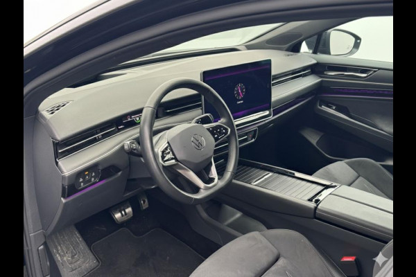 Volkswagen ID.7 Tourer Pro 77 kWh 286 PK | Comfort pakket | Assistentie pakket |
