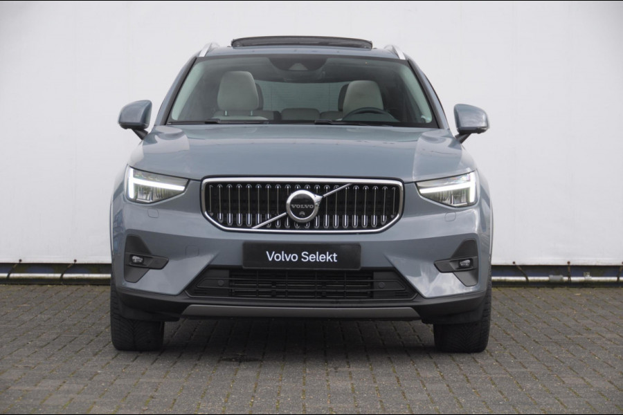 Volvo XC40 T4 211PK Automaat Ultimate Bright / Panoramadak/ Elektrische stoelen met geheugen/ Elektrische achterklep/ Parkeersensoren met 360 Camera/ Stoel en stuurwielverwarming/ Mistlampen/ Luxe bekleding/ /19" Velgen/ Harman kardon audio/ Apple carplay