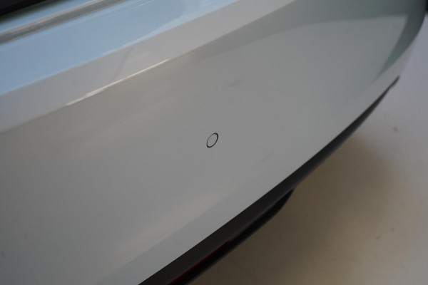 Fiat 500 La Prima 42 kWh | SoH 100% | Panoramadak | Leder | Navigatie | Carplay | Lm velgen | Blind-Spot