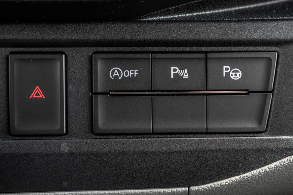 Volkswagen Transporter T6.1 2.0 TDI L2H1 | DC | Bulli | 200PK | Leder | Carplay | Virtual | Adapt Cruise