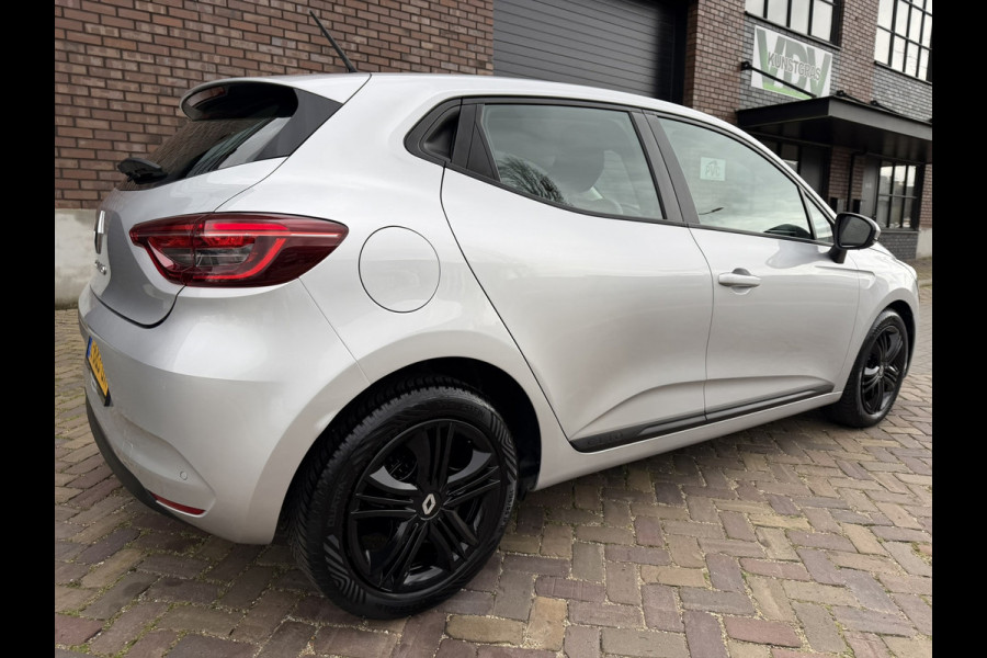 Renault Clio 1.0 TCe / Navigatie / Apple CarPlay - Android / 1e Eigenaar / ALL-Season banden / Cruise Control / PDC met optische w