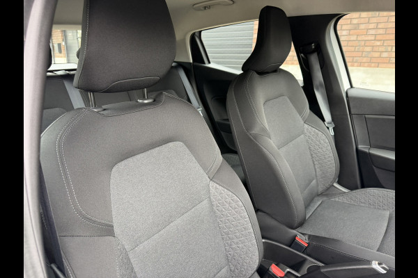 Renault Clio 1.0 TCe / Navigatie / Apple CarPlay - Android / 1e Eigenaar / ALL-Season banden / Cruise Control / PDC met optische w