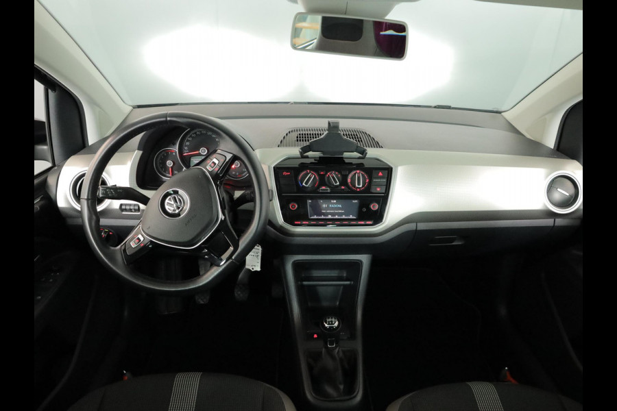 Volkswagen up! 1.0 BMT high up! 60pk| airco | Parksensors| 15' LM-velgen| navi via telefoon