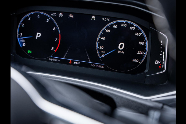 Volkswagen T-Roc 1.5 TSI Sport Business R - 3x R-Line l Pano l Beats l ACC l Auto Carplay