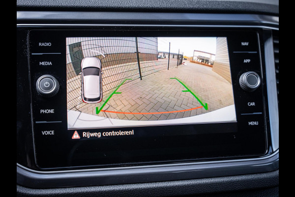 Volkswagen T-Roc 1.5 TSI Sport Business R - 3x R-Line l Pano l Beats l ACC l Auto Carplay