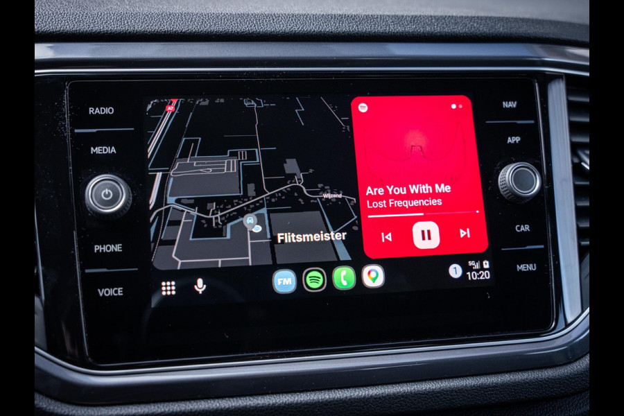 Volkswagen T-Roc 1.5 TSI Sport Business R - 3x R-Line l Pano l Beats l ACC l Auto Carplay