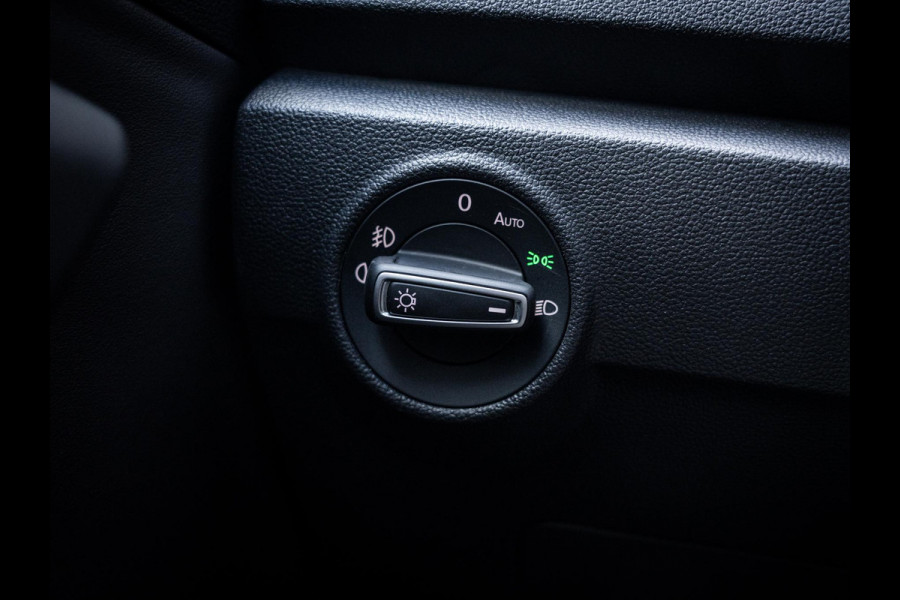 Volkswagen T-Roc 1.5 TSI Sport Business R - 3x R-Line l Pano l Beats l ACC l Auto Carplay