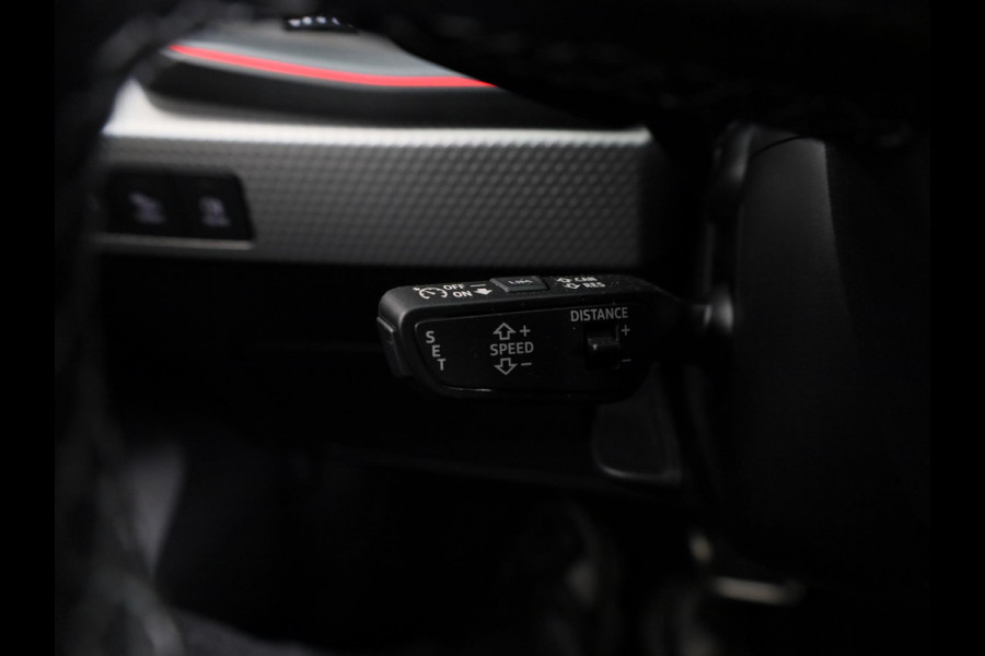 Audi A1 Sportback 40 TFSI S Line 207pk | Led koplampen | 18 inch Lichtmetalen velgen | Sportstoelen | Stoelverwarming | Navigatie