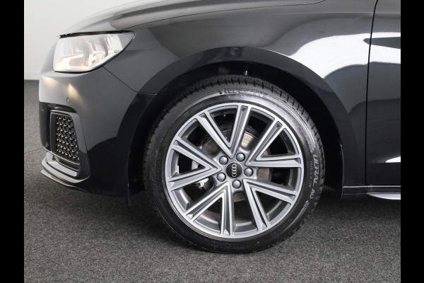 Audi A1 Sportback 25 TFSI S edition 95pk | Parkeerhulp plus | Automatische airco | Navigatie via App | 17 inch lichtmetalen velgen | Dak in contrast kleur