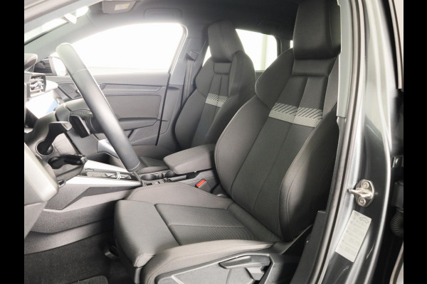 Audi A3 Sportback 45 TFSI e S edition Competition 245pk | Navigatie | Parkeercamera | Adaptieve cruise controle | Stoelverwarming