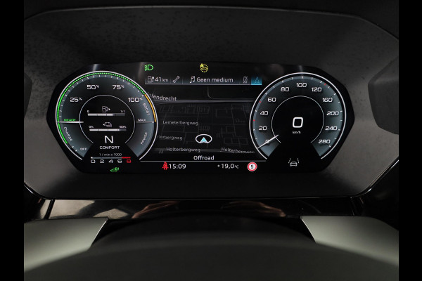 Audi A3 Sportback 45 TFSI e S edition Competition 245pk | Navigatie | Parkeercamera | Adaptieve cruise controle | Stoelverwarming