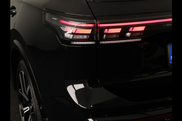 Volkswagen Tiguan 1.5 eHybrid R-Line Edition | 272 PK |Automaat (DSG) | Verlengde garantie | Navigatie | Panoramadak | Parkeersensoren (Park assist) | Rondomzicht 360 grade camera | Stoelverwarming | R-Line |