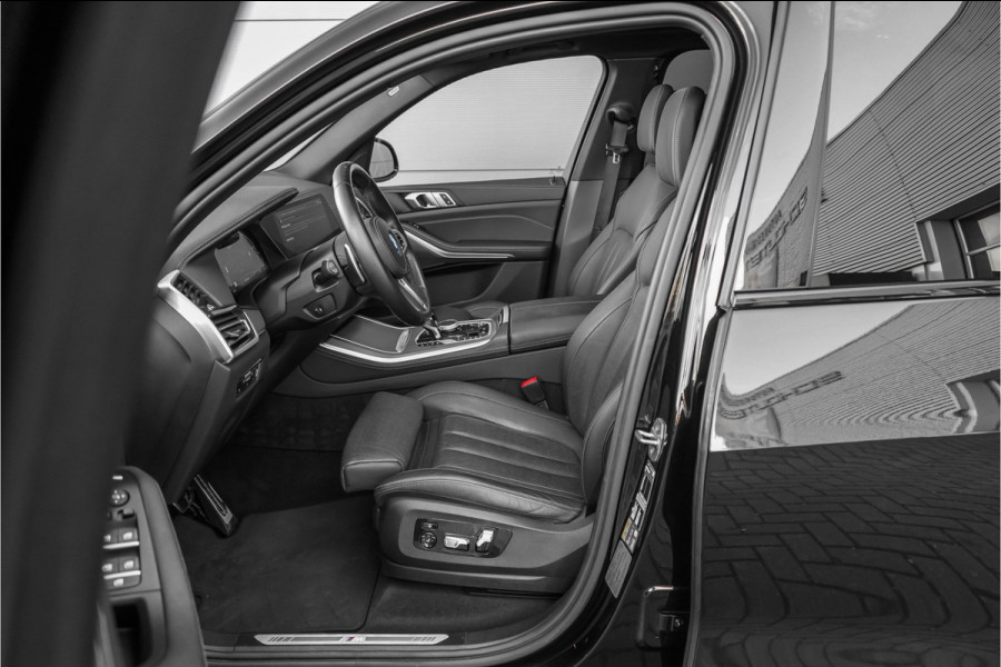 BMW X5 xDrive45e High Ex M-Sport Pano Laser Trekhaak HUD 22"