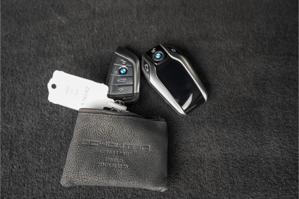 BMW X5 xDrive45e High Ex M-Sport Pano Laser Trekhaak HUD 22"