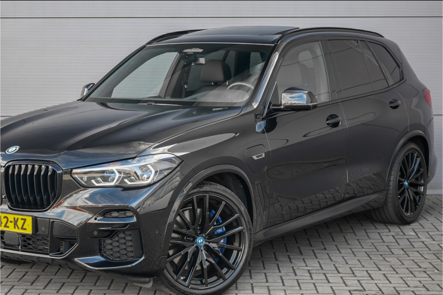 BMW X5 xDrive45e High Ex M-Sport Pano Laser Trekhaak HUD 22"