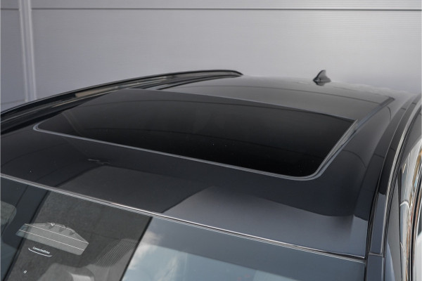 BMW X5 xDrive45e High Ex M-Sport Pano Laser Trekhaak HUD 22"