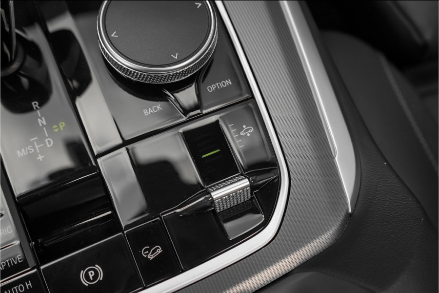 BMW X5 xDrive45e High Ex M-Sport Pano Laser Trekhaak HUD 22"