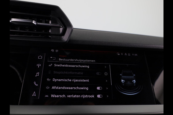 Audi A3 Sportback 35 TFSI Business edition 150 pk S-tronic | Navigatie | Parkeersensoren achter | Adaptieve cruise control | Lederen bekleding | Apple Carplay/Android Auto |