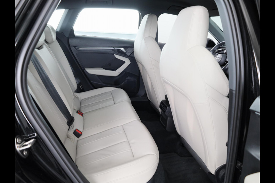 Audi A3 Sportback 35 TFSI Business edition 150 pk S-tronic | Navigatie | Parkeersensoren achter | Adaptieve cruise control | Lederen bekleding | Apple Carplay/Android Auto |