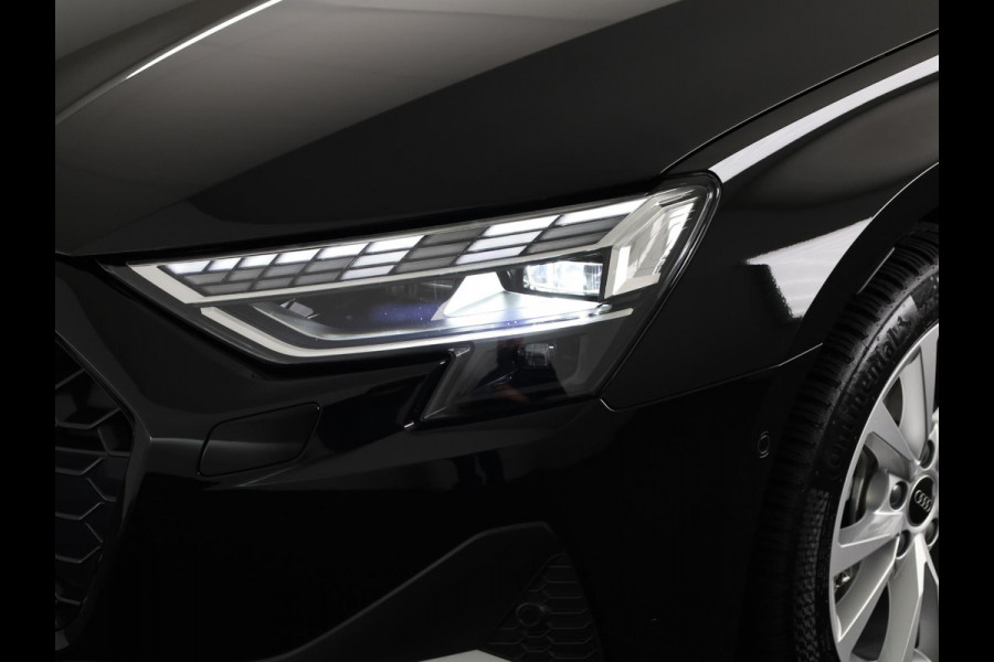 Audi A3 Sportback 30 TFSI Advanced edition 115pk S-tronic | Navigatie via App |  19 inch Lichtmetalen velgen | Stoelverwarming | Parkeersensoren voor en achter