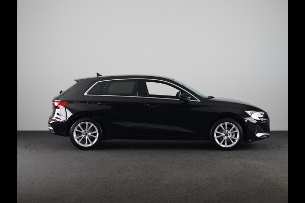 Audi A3 Sportback 30 TFSI Advanced edition 115pk S-tronic | Navigatie via App |  19 inch Lichtmetalen velgen | Stoelverwarming | Parkeersensoren voor en achter