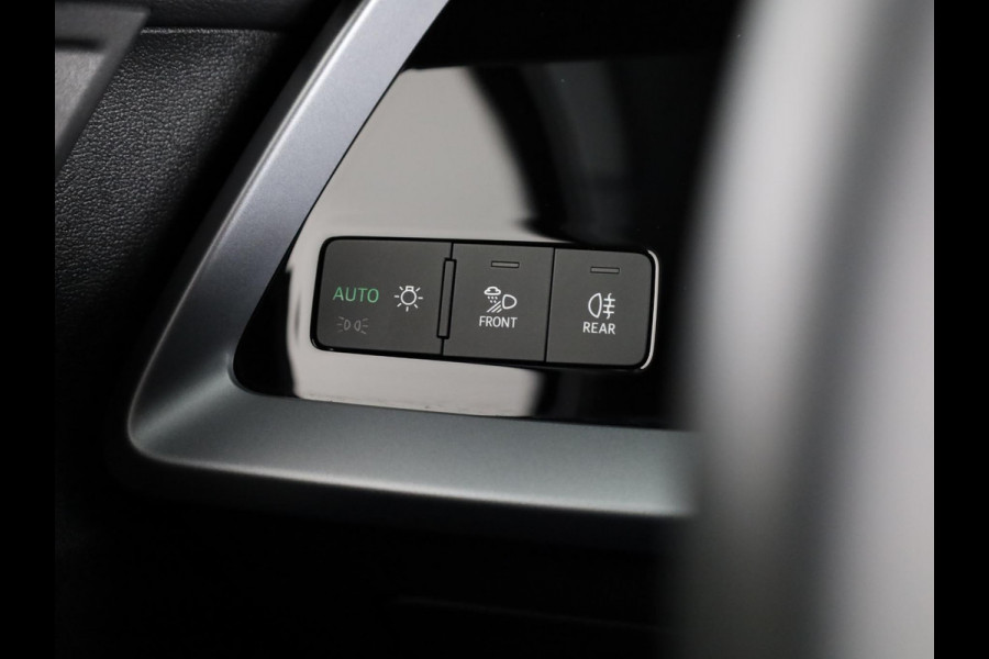 Audi A3 Sportback 30 TFSI Advanced edition 115pk S-tronic | Navigatie via App |  19 inch Lichtmetalen velgen | Stoelverwarming | Parkeersensoren voor en achter