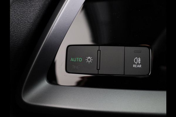 Audi A3 Sportback 40 TFSI e Pro Line 204pk | 18 inch Lichtmetalen velgen | Parkeercamera| Navigatie via App | Stoelverwarming