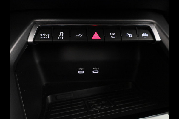 Audi A3 Sportback 40 TFSI e Advanced edition 204 pk S-tronic | Privé lease vanaf 655,- per maand | Verlengde garantie | Navigatie | Parkeersensoren (Park assist) | Achteruitrijcamera | Adaptieve cruise control | Stoelverwarming |