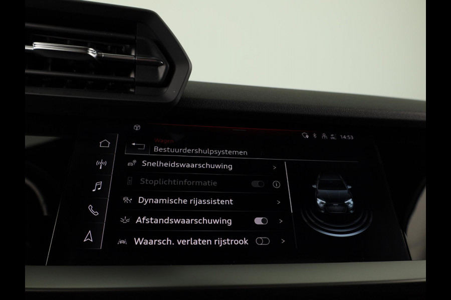 Audi A3 Sportback 35 TFSI Advanced edition 150 pk | Navigatie | Parkeersensoren achter | Adaptieve cruise control | Matrix LED koplampen | Apple Carplay/Android Auto |
