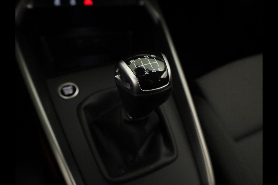Audi A3 Sportback 35 TFSI Advanced edition 150 pk | Navigatie | Parkeersensoren achter | Adaptieve cruise control | Matrix LED koplampen | Apple Carplay/Android Auto |