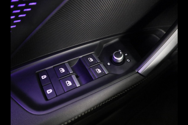 Audi A3 Sportback 45 TFSI e S edition Competition 272 pk S-tronic | Verlengde garantie | Navigatie | Parkeersensoren (Park assist) | Achteruitrijcamera | Stoelverwarming | S-Line |