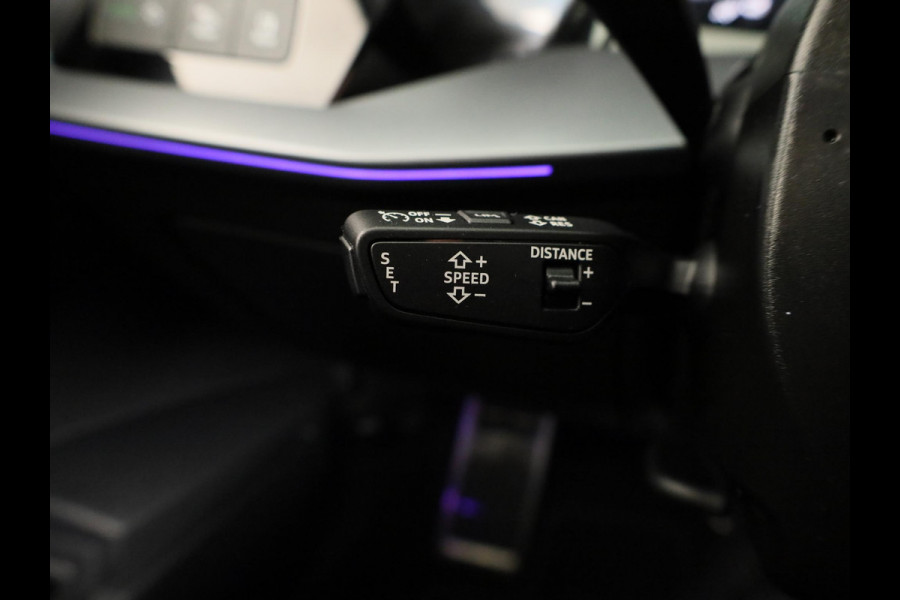 Audi A3 Sportback 45 TFSI e S edition Competition 272 pk S-tronic | Verlengde garantie | Navigatie | Parkeersensoren (Park assist) | Achteruitrijcamera | Stoelverwarming | S-Line |