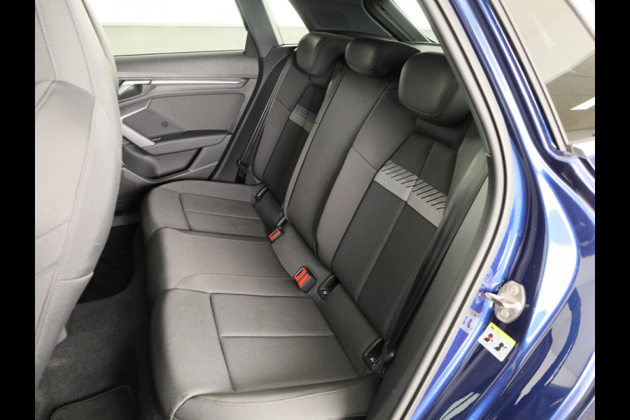 Audi A3 Sportback 40 TFSI e Advanced edition 204pk | Verlengde garantie | Navigatie | Extra getint glas | Verwarmbare voorstoelen