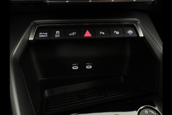 Audi A3 Sportback 40 TFSI e Advanced edition 204pk | Verlengde garantie | Navigatie | Extra getint glas | Verwarmbare voorstoelen
