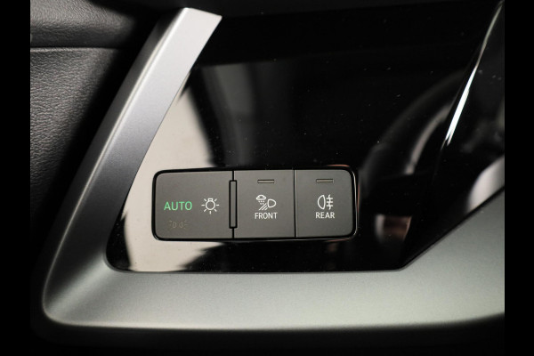 Audi A3 Sportback 40 TFSI e Advanced edition 204pk | Verlengde garantie | Navigatie | Extra getint glas | Verwarmbare voorstoelen