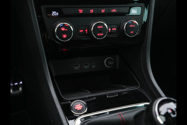 Seat Ateca 1.5 TSI FR Business Intense (INCL-BTW) *FULL-LED | SPORTSEATS | NAVI-FULLMAP | LEATHER-MICROFIBRE | CAMERA | KEYLESS | DAB+ | CARPLAY | ECC | PDC | CRUISE | TOWBAR | 18''ALU*