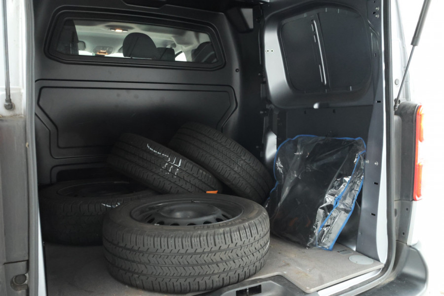 Opel Vivaro 2.0 CDTI L3H1 DC Edition Automaat, 6 persoons, Navigatie,