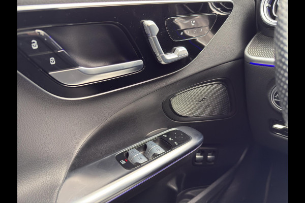 Mercedes-Benz C-Klasse 300 e AMG Line Premium Plus | Pano | 360 | Head -Up | Leder | Sfeer | Memory | Night Pakket | Trekhaak |