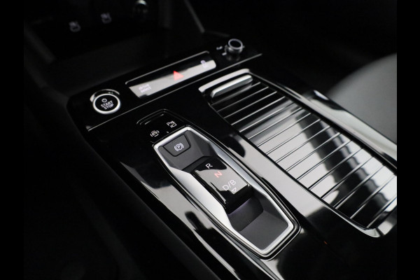 Audi A6 Avant e-tron Advanced edition 100kWh 367 PK Tech Plus pakket, privacy glass, winterpakket, leder interieur