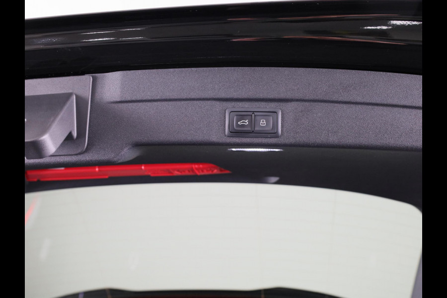 Audi A6 Avant 2.0 e-hybrid quattro S edition 299pk | Trekhaak | S line interieur | Elektrisch verstelbare voorstoelen |