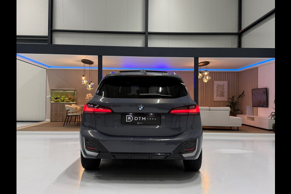 BMW 2 Serie Active Tourer M-Pakket | Pano | HUD | 360° | Harman Kardon | Trekhaak