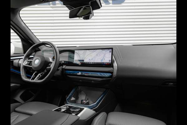 BMW X3 30e xDrive M-Sport Pro - Pano - Trekhaak - Stuurwiel Verwarmd