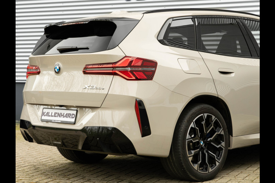 BMW X3 30e xDrive M-Sport Pro - Pano - Trekhaak - Stuurwiel Verwarmd