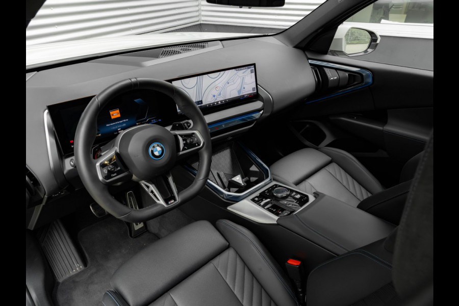 BMW X3 30e xDrive M-Sport Pro - Pano - Trekhaak - Stuurwiel Verwarmd