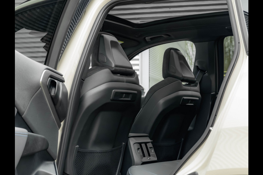 BMW X3 30e xDrive M-Sport Pro - Pano - Trekhaak - Stuurwiel Verwarmd