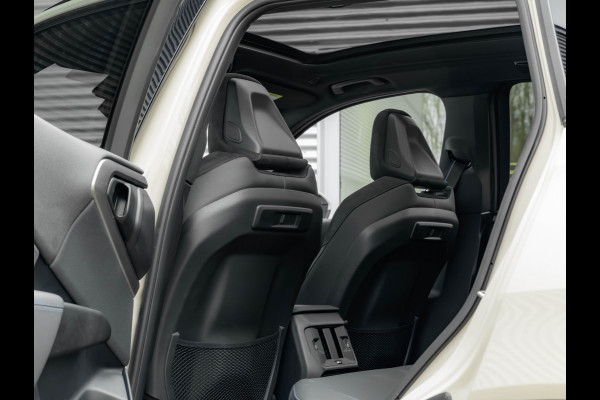 BMW X3 30e xDrive M-Sport Pro - Pano - Trekhaak - Stuurwiel Verwarmd